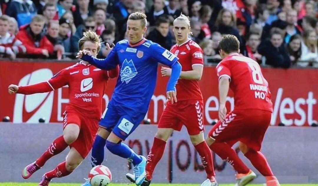 包含洛杉矶FC美职联战胜洛杉矶银河，贝拉建功的词条