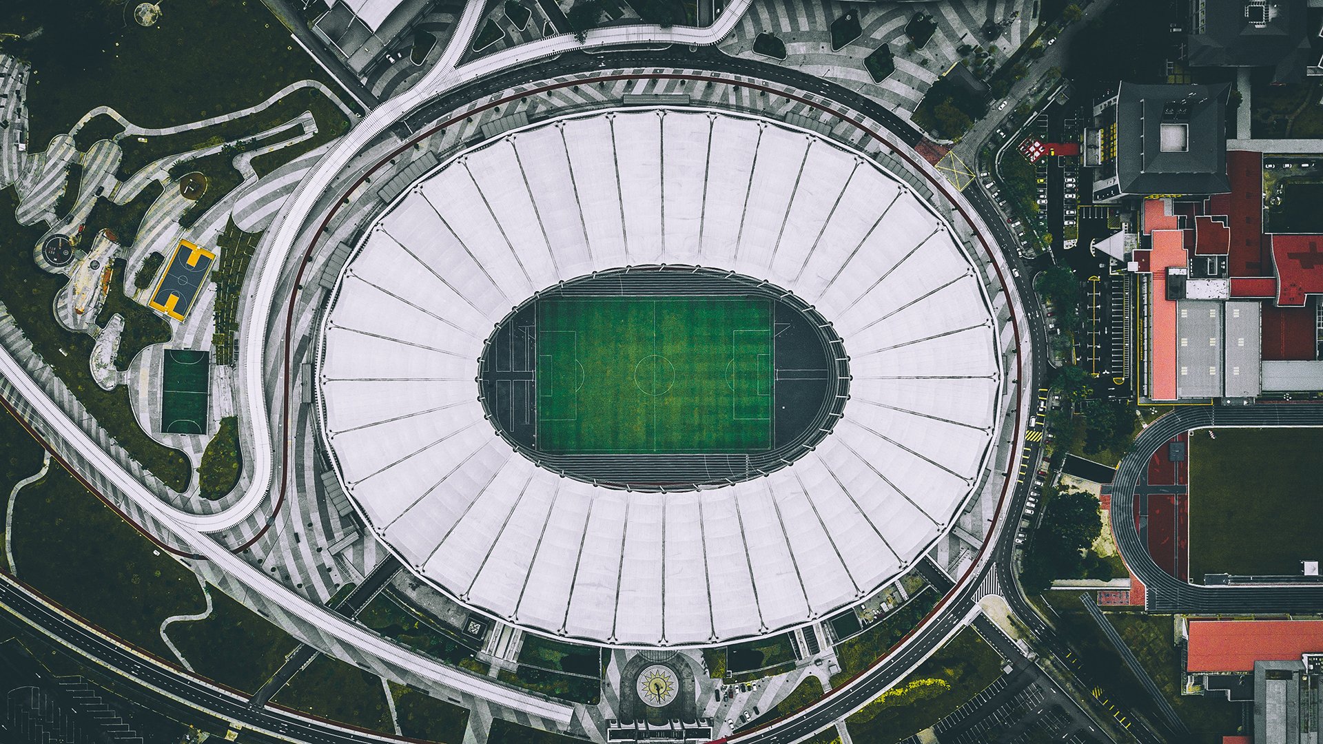 玩法-姆巴佩新政引爆舆论风暴 巴塞罗那成争议漩涡中心